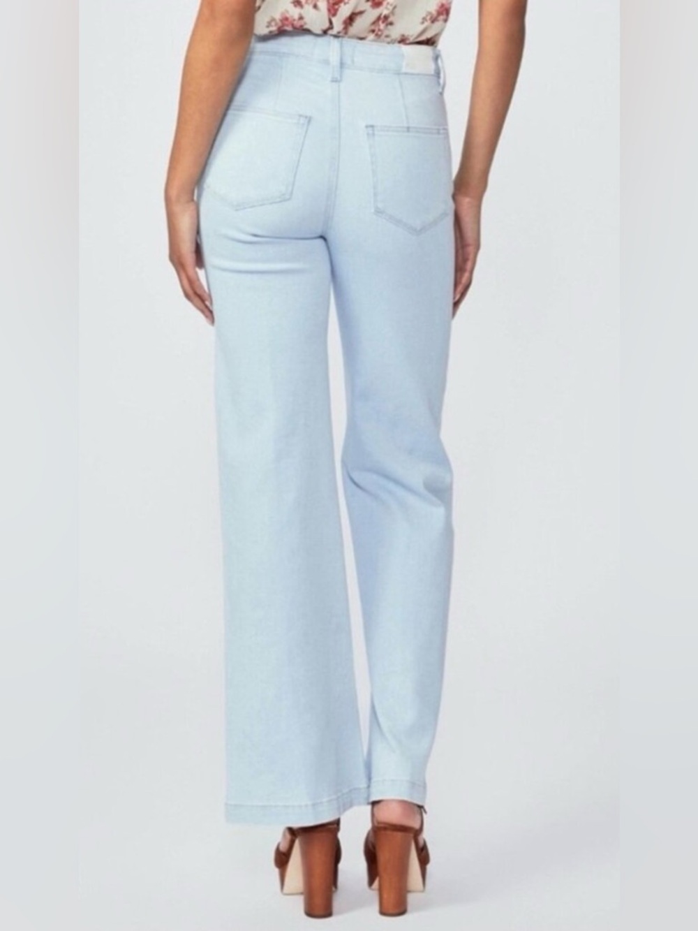 PAIGE Leenah High Rise Wide Leg Jeans - Light Wash - 32